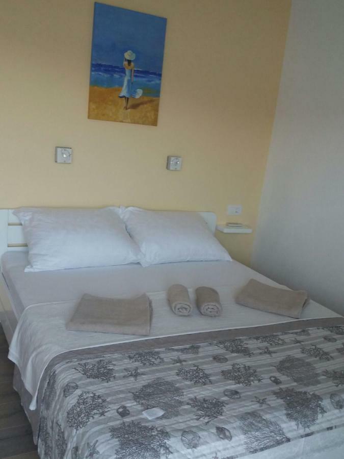 Apartments Prpic Seget Vranjica Exterior photo